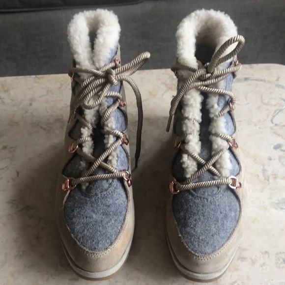 Sorel Sneakchic Alpine Shearling and Leather Laceup Boots Size 8 - Picture 8 of 16